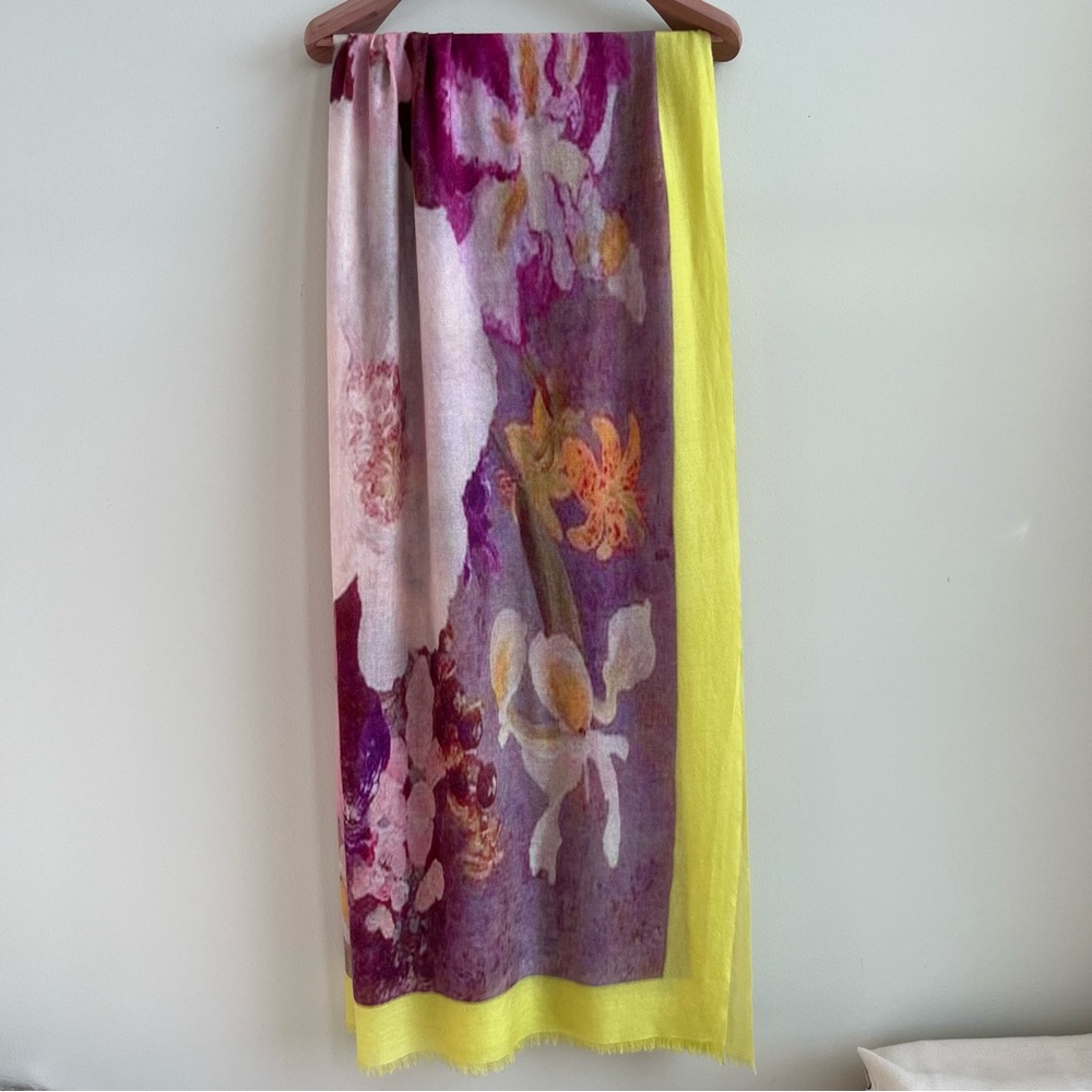 N.Peal 100% Cashmere Floral Print Oversize Scarf/Wrap